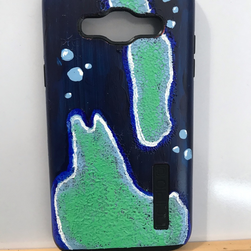 Phone case - Picture 3 of 9